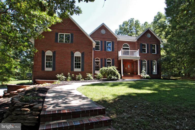 1915 Parsonage Road Parkton, MD 21120 - Photo 4 of 30 Exterior (Front)