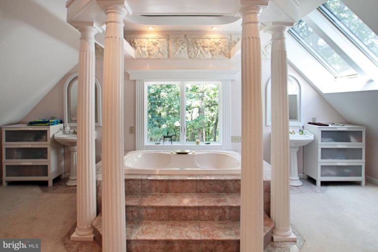 1915 Parsonage Road Parkton, MD 21120 - Photo 9 of 30 Bath (Master)