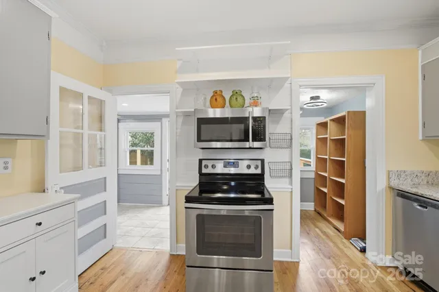 $329,900 | 318 North Academy Street, Mooresville, NC 28115