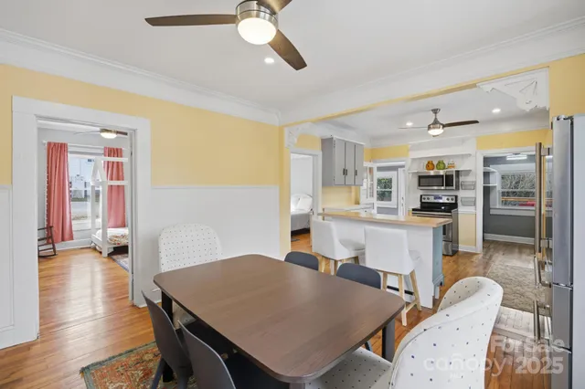 $329,900 | 318 North Academy Street, Mooresville, NC 28115