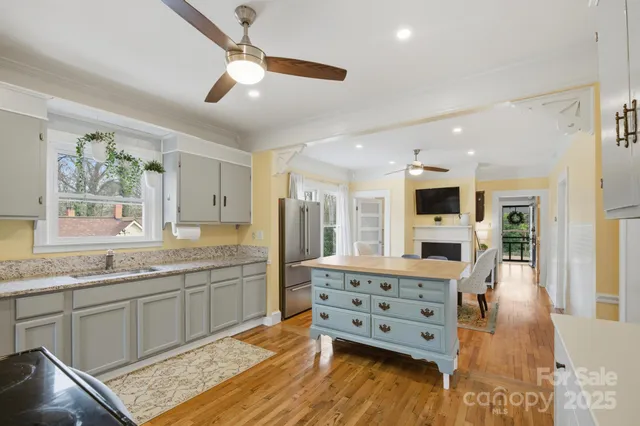 $329,900 | 318 North Academy Street, Mooresville, NC 28115