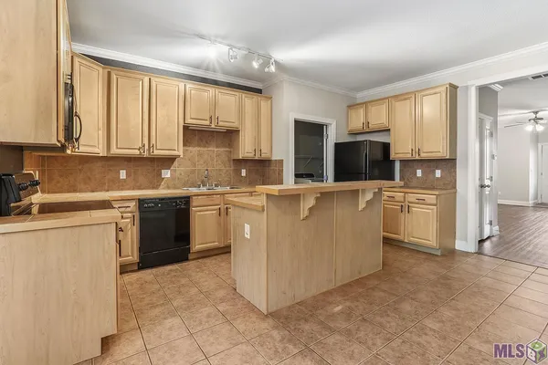 $194,900 | 809 Summer Breeze Drive, Unit 410, Baton Rouge, LA 70810