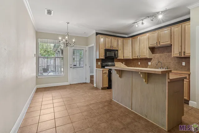 $194,900 | 809 Summer Breeze Drive, Unit 410, Baton Rouge, LA 70810