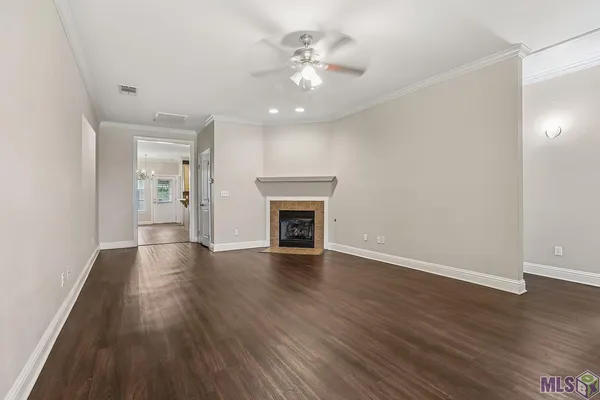 $194,900 | 809 Summer Breeze Drive, Unit 410, Baton Rouge, LA 70810