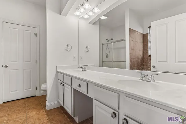 $194,900 | 809 Summer Breeze Drive, Unit 410, Baton Rouge, LA 70810