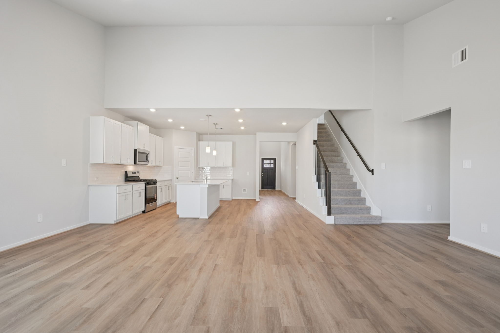 2715 Dark Lantern Drive Rosenberg, TX 77471 - Photo 15 of 47 Photo is not of the actual home but is an inspirational photo of builder's model home and may depict options, furnishings, and/or decorator features that are not included.