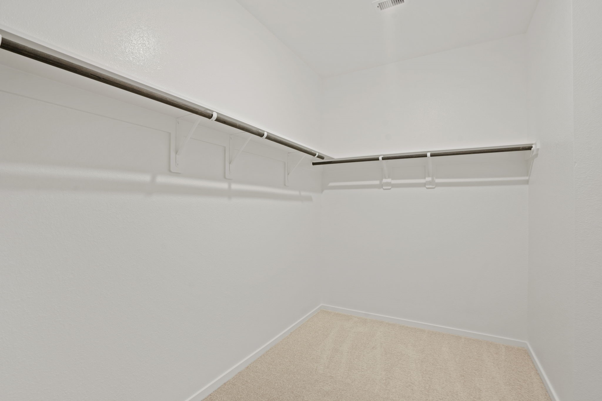 2715 Dark Lantern Drive Rosenberg, TX 77471 - Photo 25 of 47 Photo is not of the actual home but is an inspirational photo of builder's model home and may depict options, furnishings, and/or decorator features that are not included.