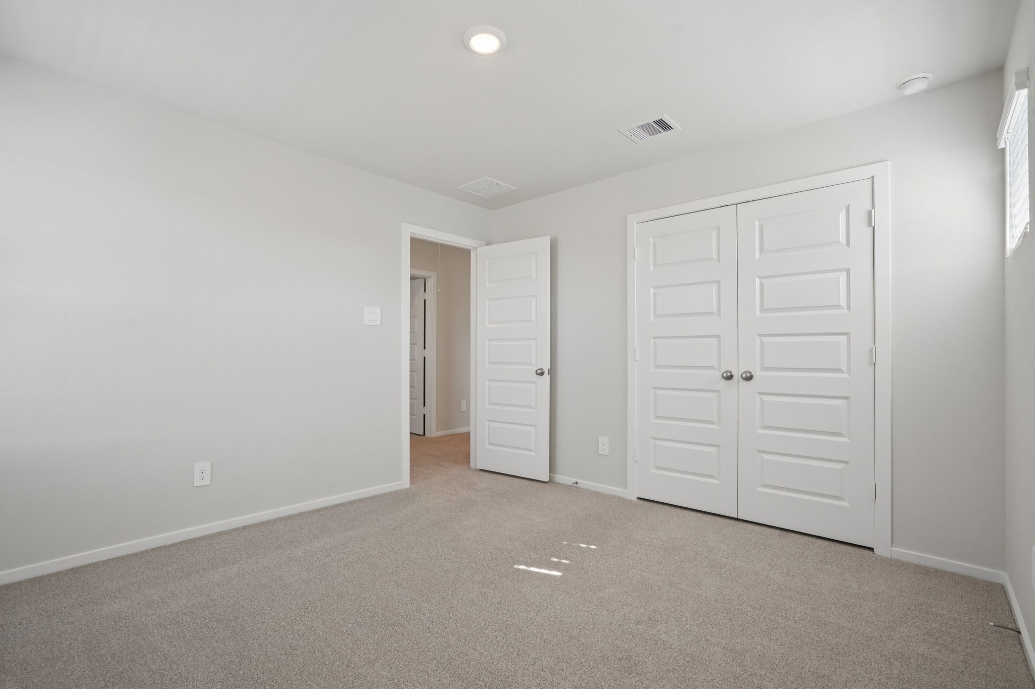 2715 Dark Lantern Drive Rosenberg, TX 77471 - Photo 36 of 47 Photo is not of the actual home but is an inspirational photo of builder's model home and may depict options, furnishings, and/or decorator features that are not included.