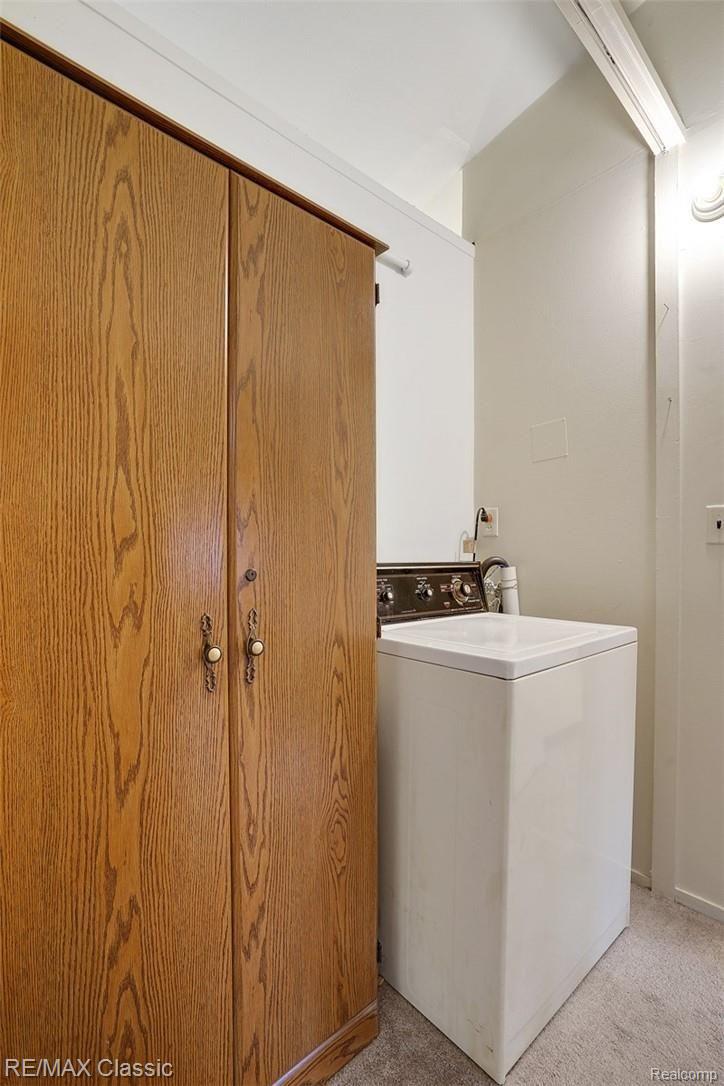 1110 Beta Road Walled Lake, MI 48390 - Photo 14 of 20 dsc08578-dsc08580.jpg
