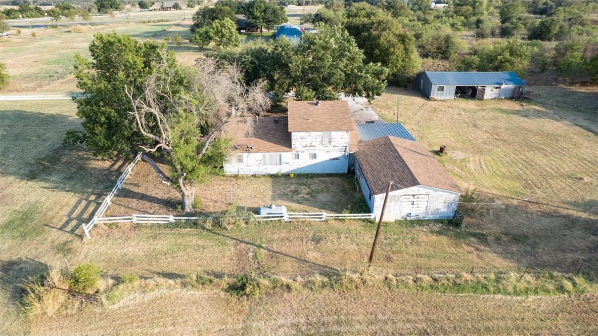 119 Hcr 3276 Rd Mount North Mount Calm, TX 76673 - Photo 20 of 20 a view of a house with a yard