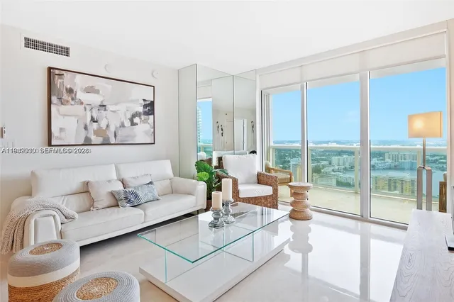 $6,100 | 1800 South Ocean Drive, Unit 3608, Hallandale Beach, FL 33009