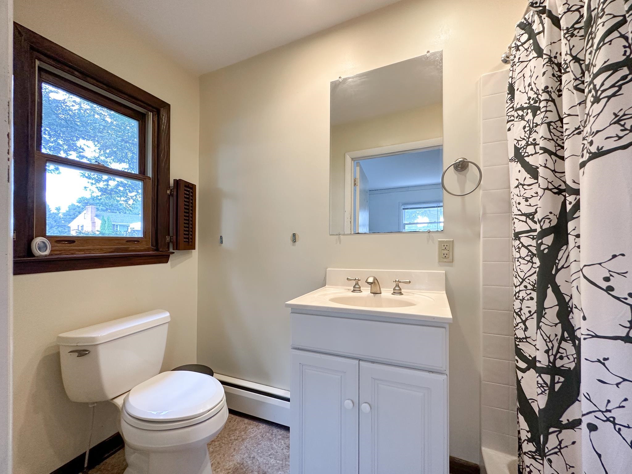 836 Kent Road Waynesboro, VA 22980 - Photo 13 of 46 Gallery Image 13