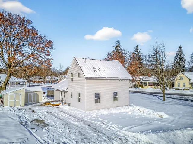 $250,000 | 4905 Knudsen Street, Montague, MI 49437