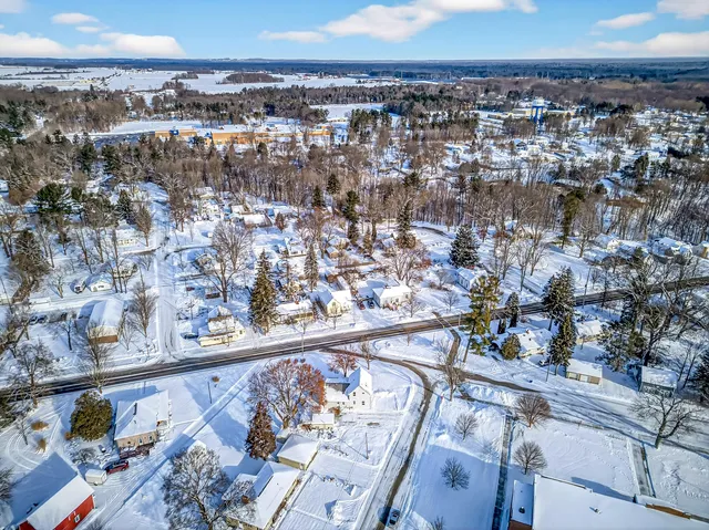 $250,000 | 4905 Knudsen Street, Montague, MI 49437