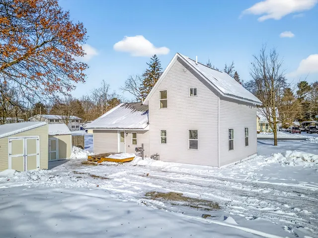 $250,000 | 4905 Knudsen Street, Montague, MI 49437
