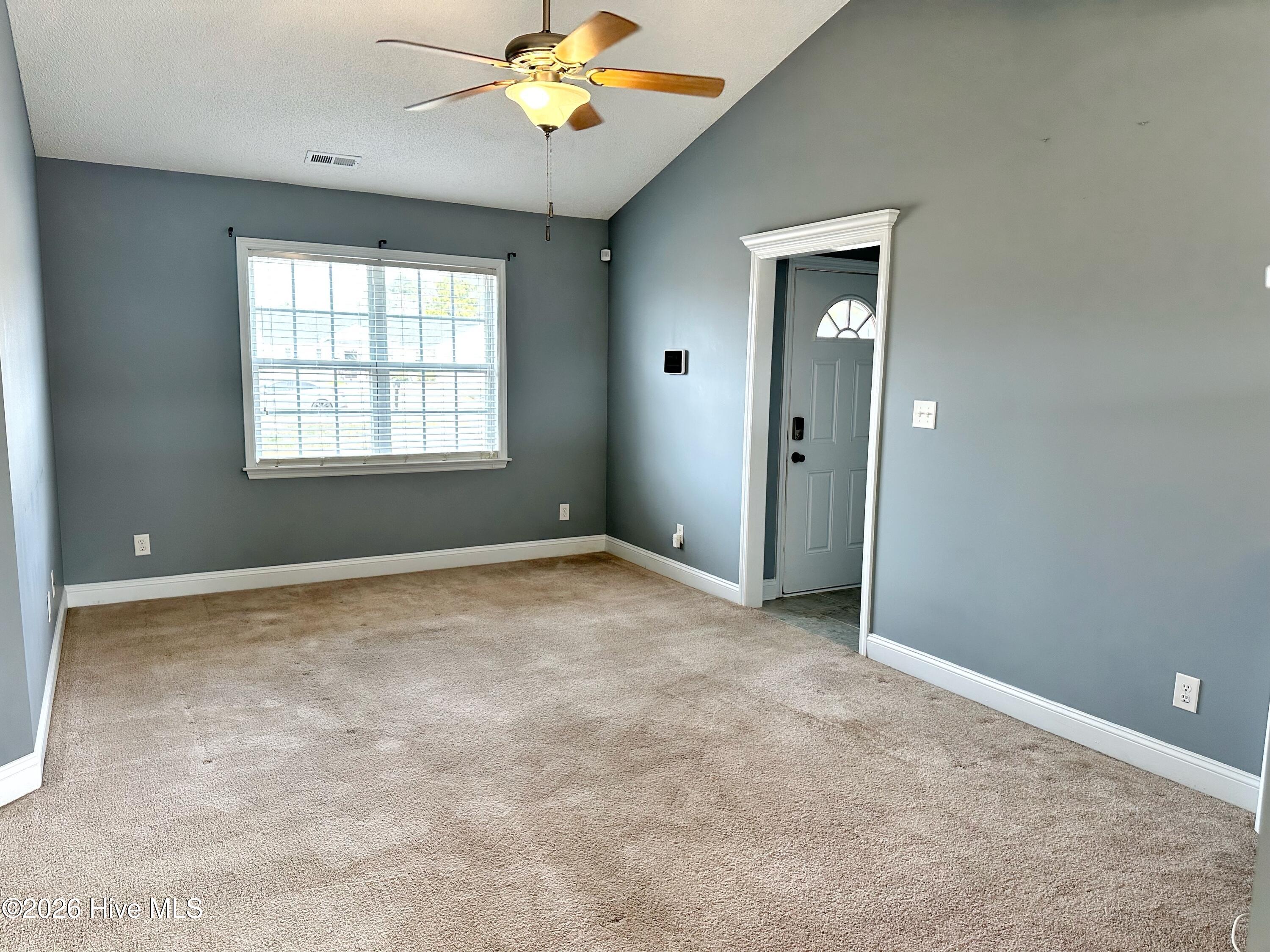 134 Annie Road Richlands, NC 28574 - Photo 7 of 27 IMG_0739