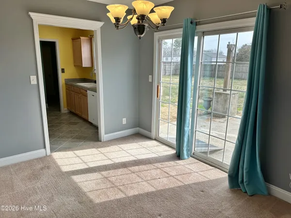 $1,725 | 134 Annie Road, Richlands, NC 28574