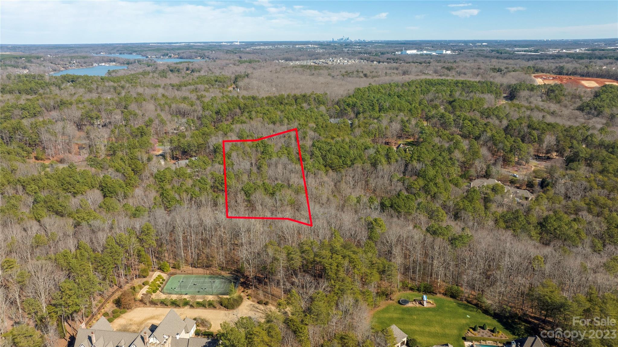 13615 Claysparrow Road Charlotte, NC 28278 - Photo 26 of 28 Gallery Image 26