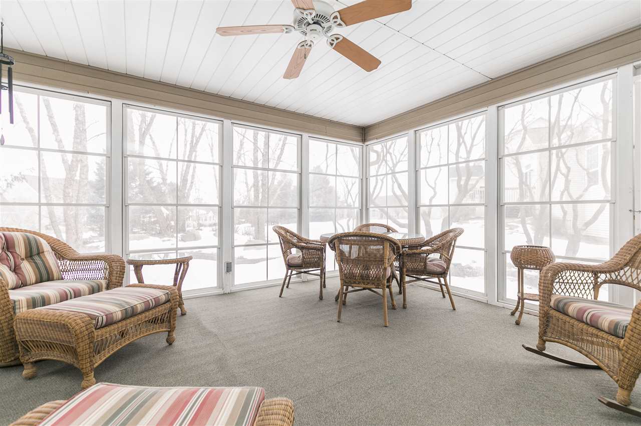 2110 Newcastle Road Marion, IA 52302 - Photo 34 of 36 Gallery Image 34