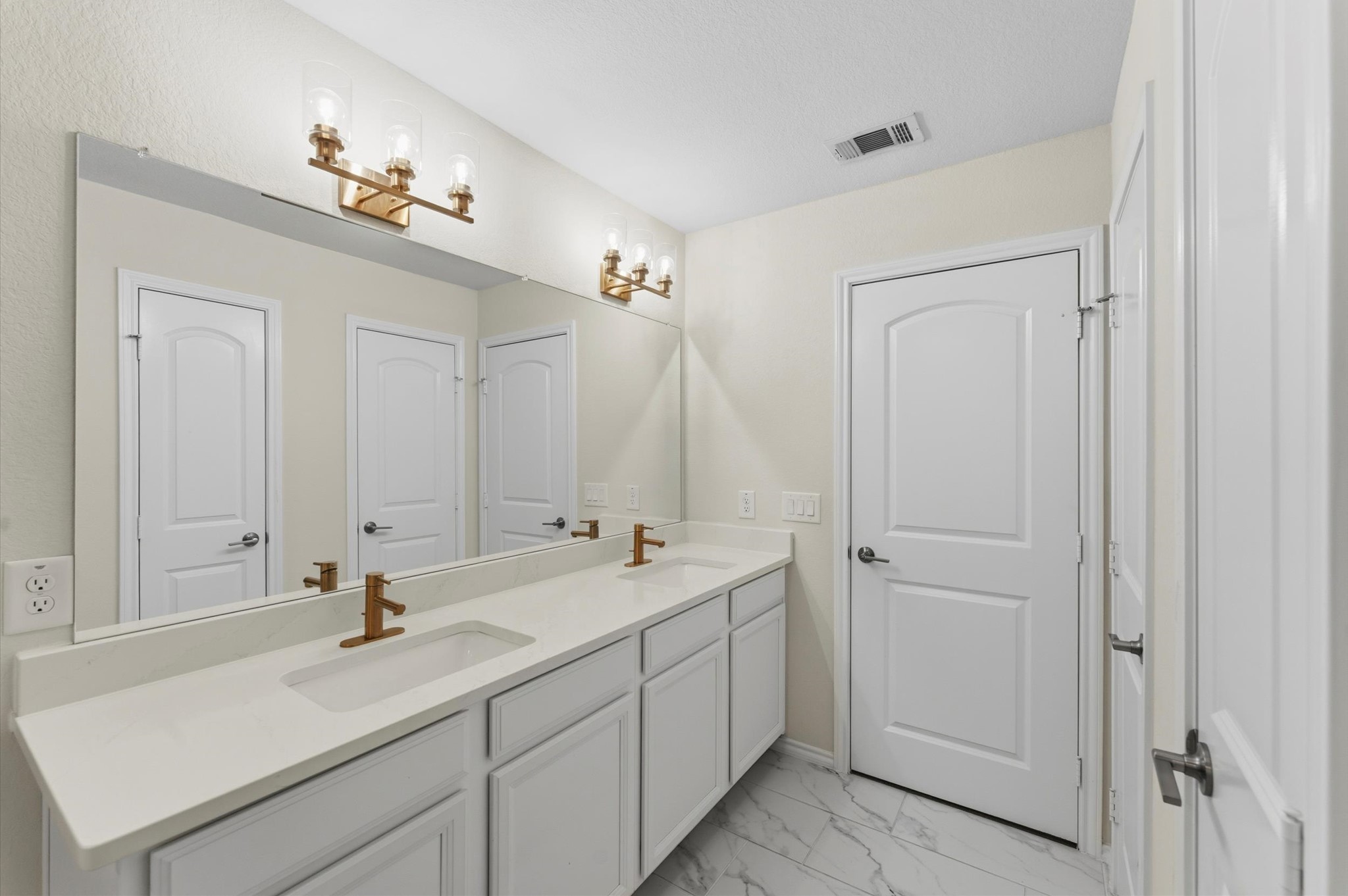 1822 Calabasas Way Houston, TX 77080 - Photo 18 of 32