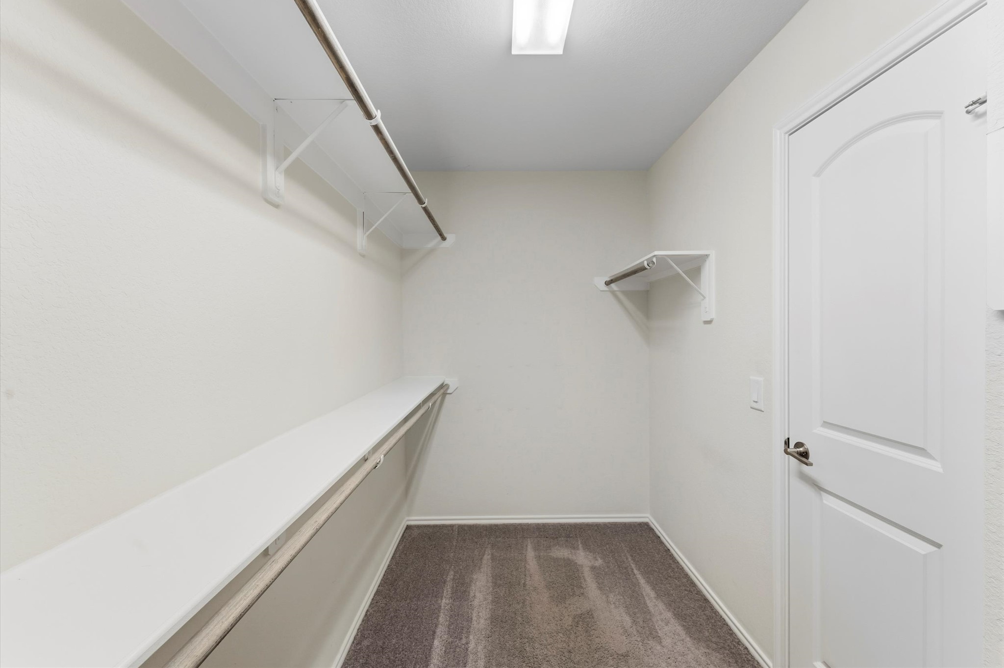 1822 Calabasas Way Houston, TX 77080 - Photo 20 of 32 2nd Walk in closet in Primary