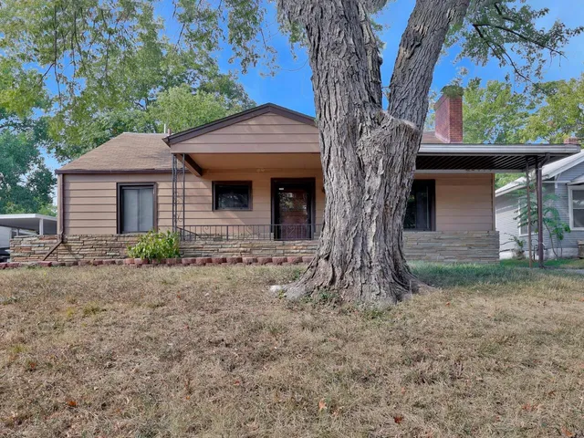 $175,000 | 721 South Broadview Street, Wichita, KS 67218