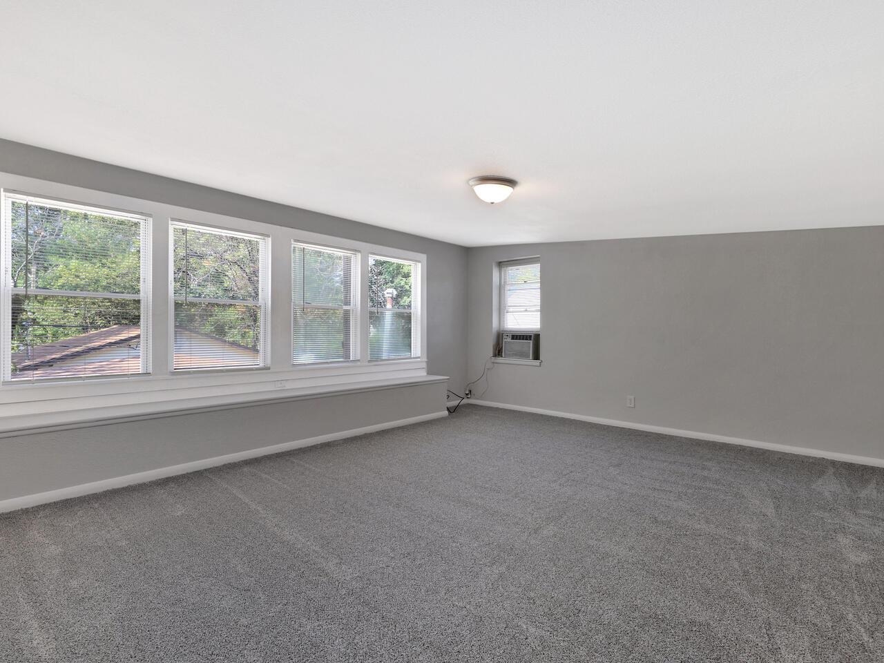 721 South Broadview Street Wichita, KS 67218 - Photo 26 of 36