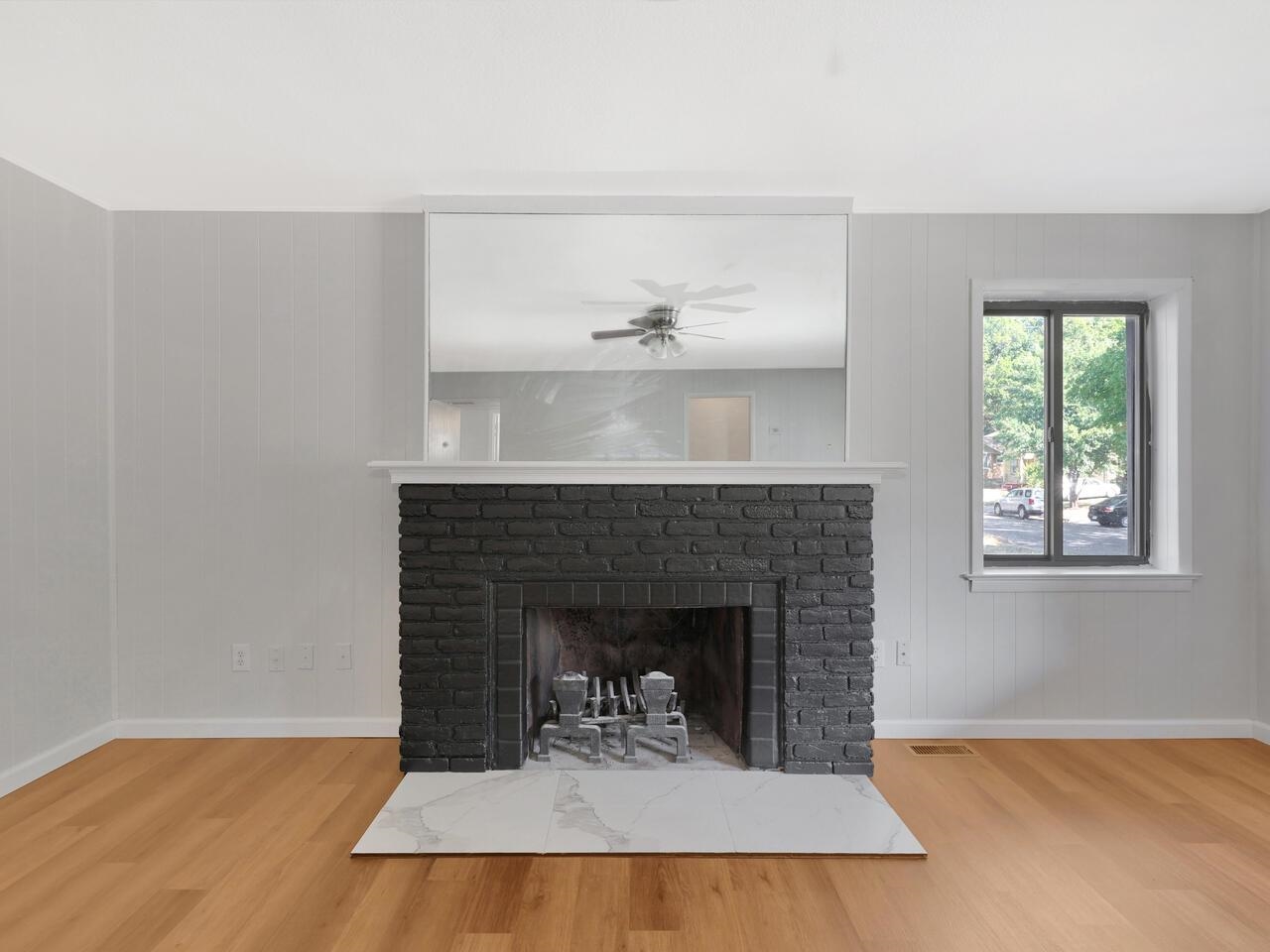 721 South Broadview Street Wichita, KS 67218 - Photo 6 of 36