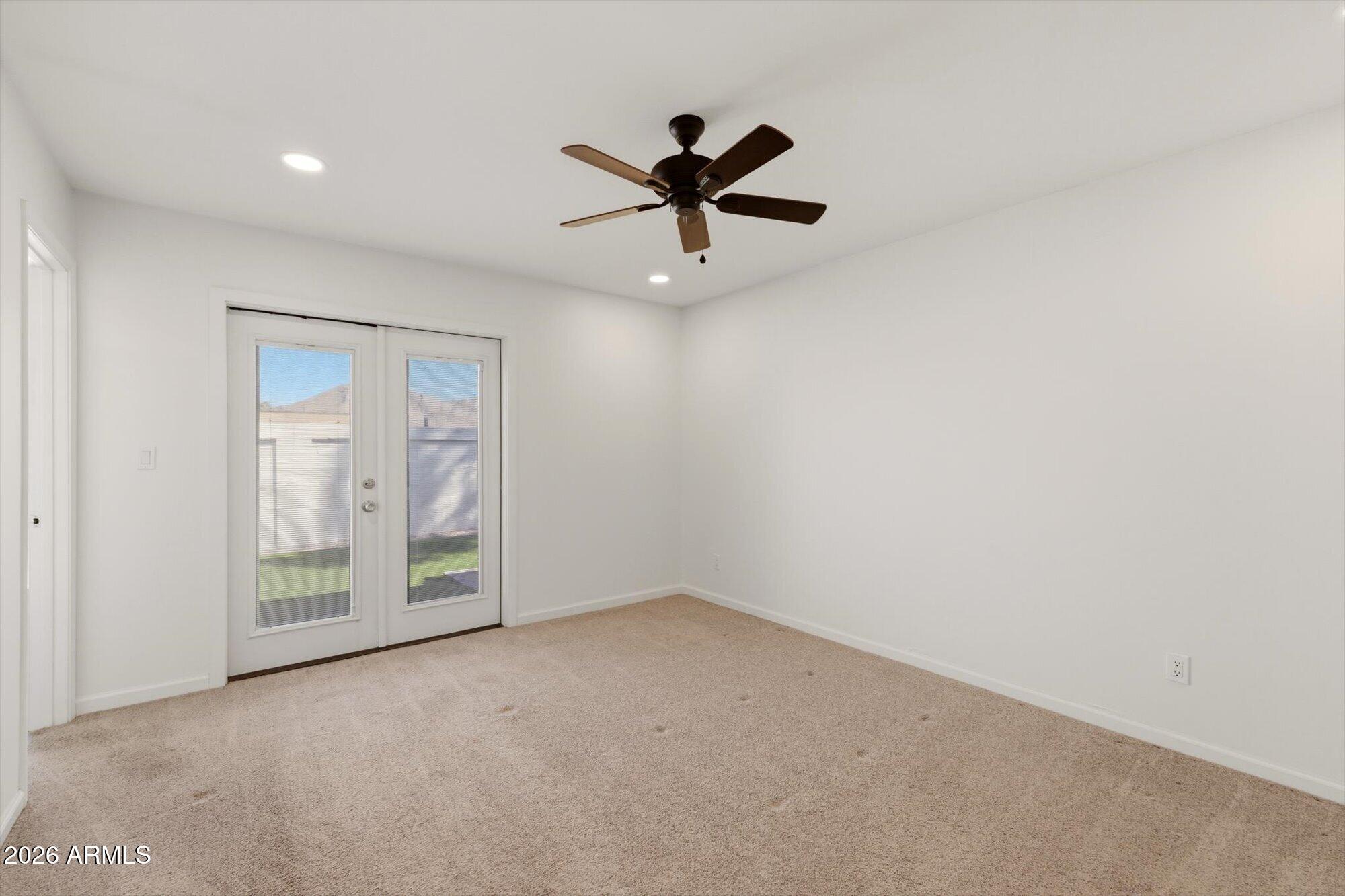 5142 East Edgemont Avenue Phoenix, AZ 85008 - Photo 11 of 20 11-
