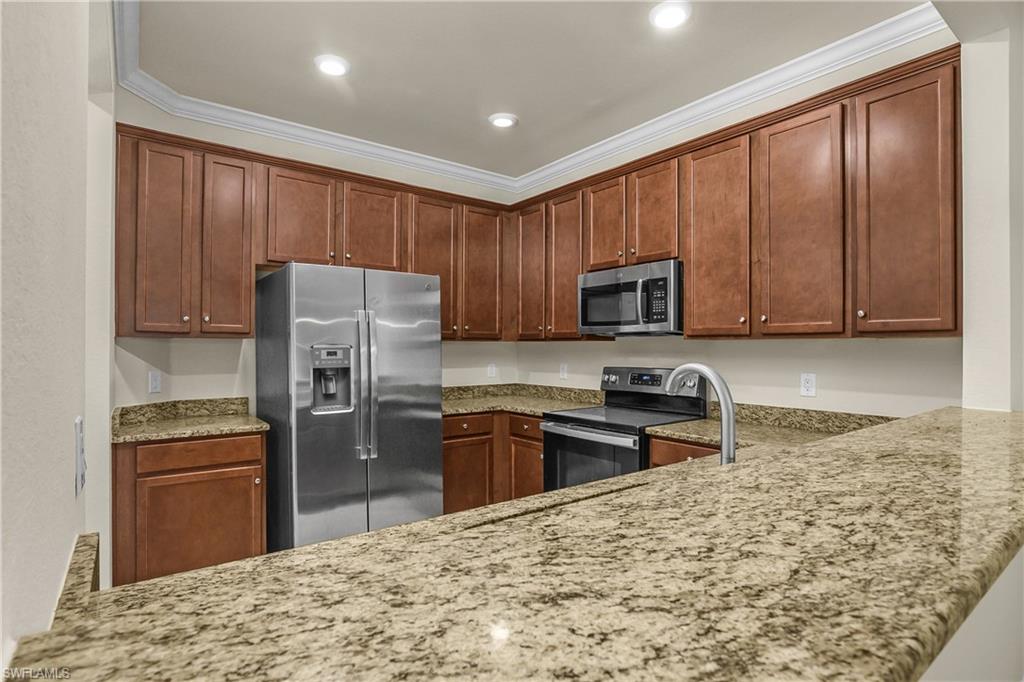 2754 Citrus Street Naples, FL 34120 - Photo 9 of 38
