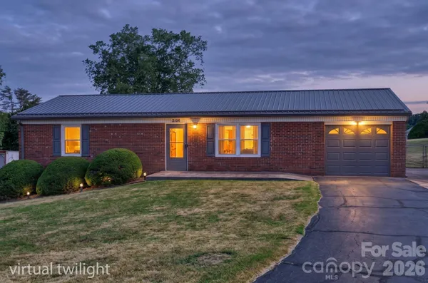$242,000 | 2104 Lamesa Court, Lenoir, NC 28645