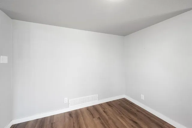 $2,150 | 703 Timberline Drive, Kennedale, TX 76060