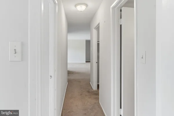 $2,000 | 3712 North Rosser Street, Unit 102, Alexandria, VA 22311
