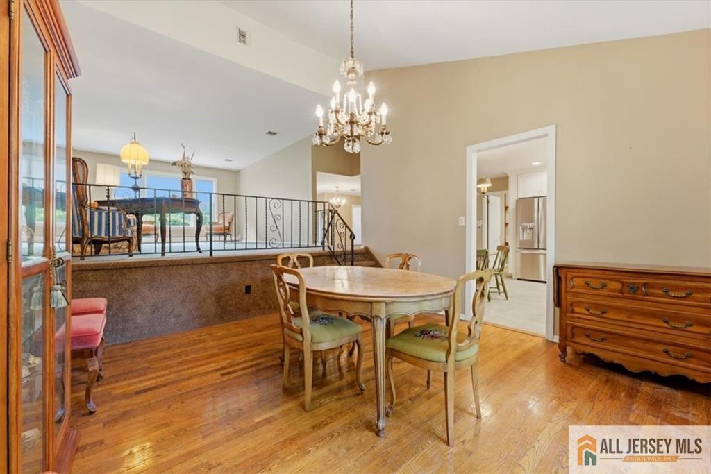 46 Lynnwood Road Edison, NJ 08820 - Photo 17 of 61