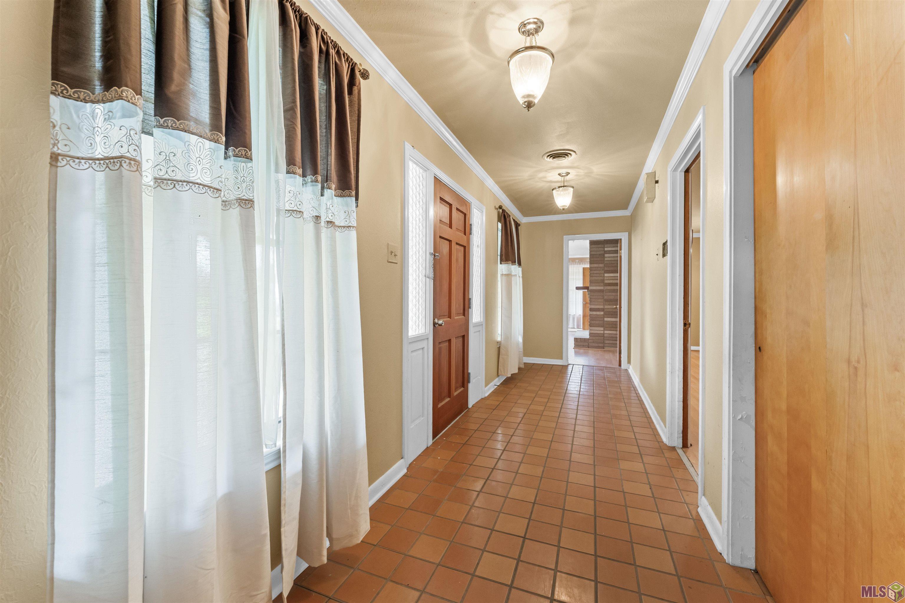 1981 Christian Street Baton Rouge, LA 70808 - Photo 3 of 26