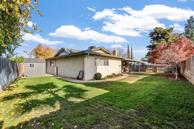 $425,000 | 231 West Paul Avenue, Fresno, CA 93704