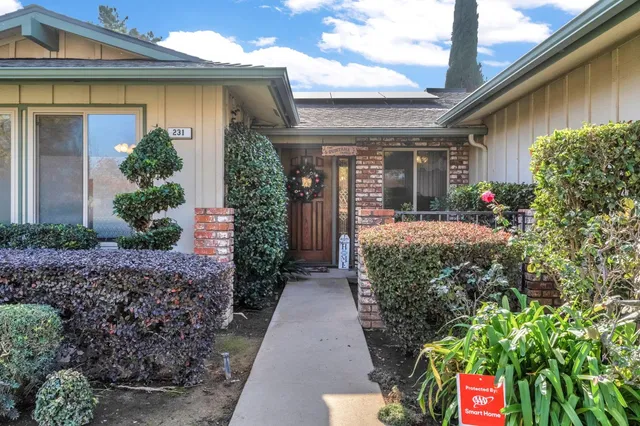 $425,000 | 231 West Paul Avenue, Fresno, CA 93704