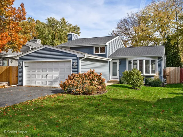 $475,000 | S015 Cottonwood Drive, Wheaton, IL 60187