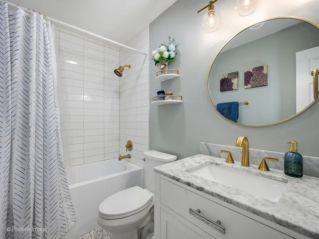 $475,000 | S015 Cottonwood Drive, Wheaton, IL 60187