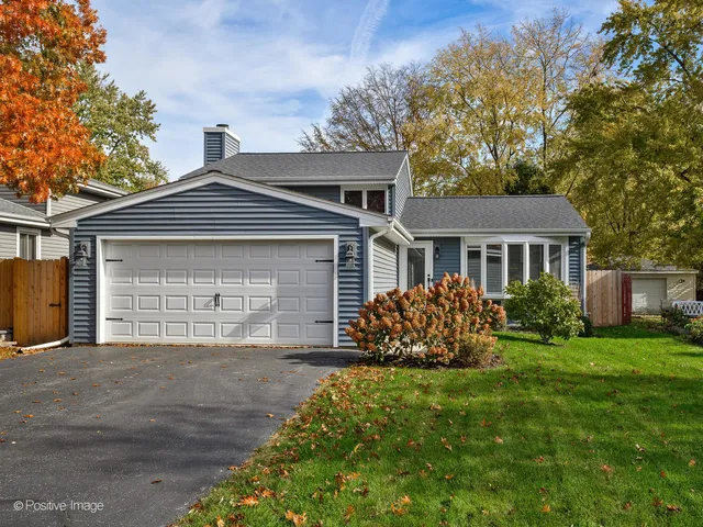 $475,000 | S015 Cottonwood Drive, Wheaton, IL 60187