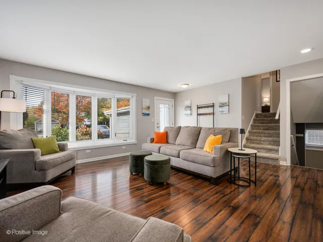 $475,000 | S015 Cottonwood Drive, Wheaton, IL 60187