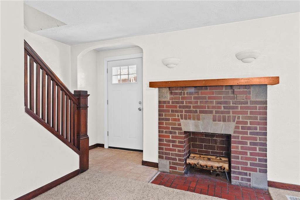 105 Kaplan Avenue Pittsburgh, PA 15227 - Photo 6 of 37