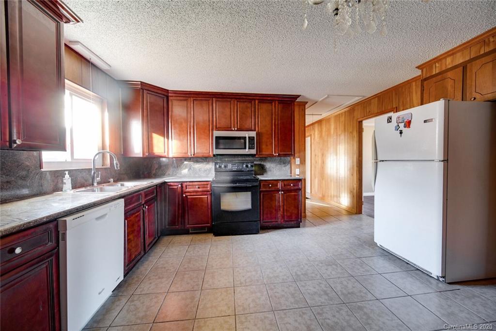 41934 Carter Acres Road Albemarle, NC 28001 - Photo 5 of 25 Gallery Image 5