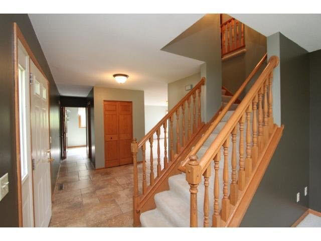 8842 Danton Way Eden Prairie, MN 55347 - Photo 2 of 18