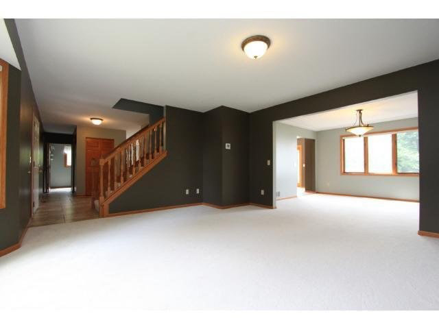 8842 Danton Way Eden Prairie, MN 55347 - Photo 7 of 18