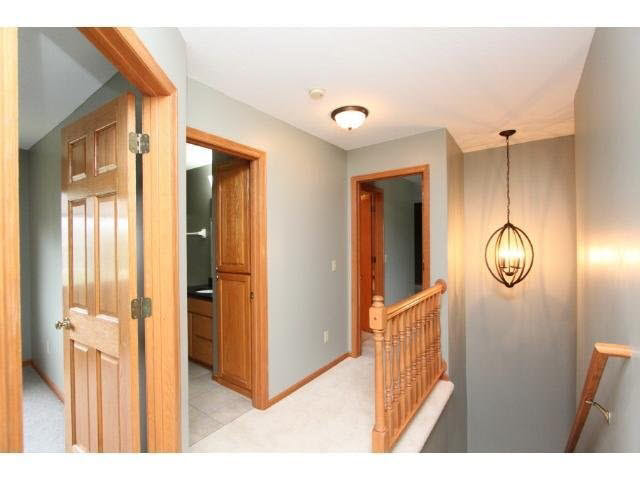 8842 Danton Way Eden Prairie, MN 55347 - Photo 9 of 18