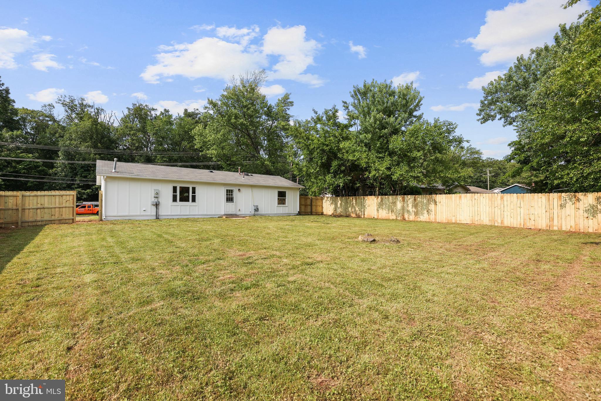 615 West Church Road Sterling, VA 20164 - Photo 25 of 34 Gallery Image 25