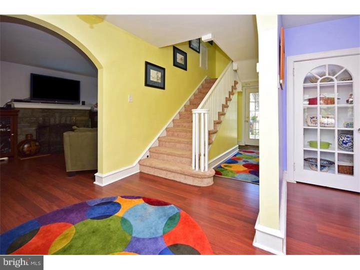 4004 State Road Drexel Hill, PA 19026 - Photo 3 of 25 Foyer