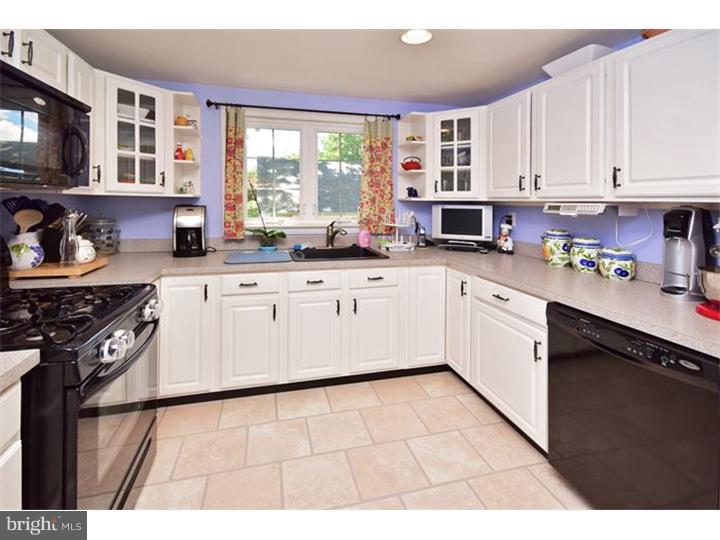 4004 State Road Drexel Hill, PA 19026 - Photo 8 of 25 Kitchen