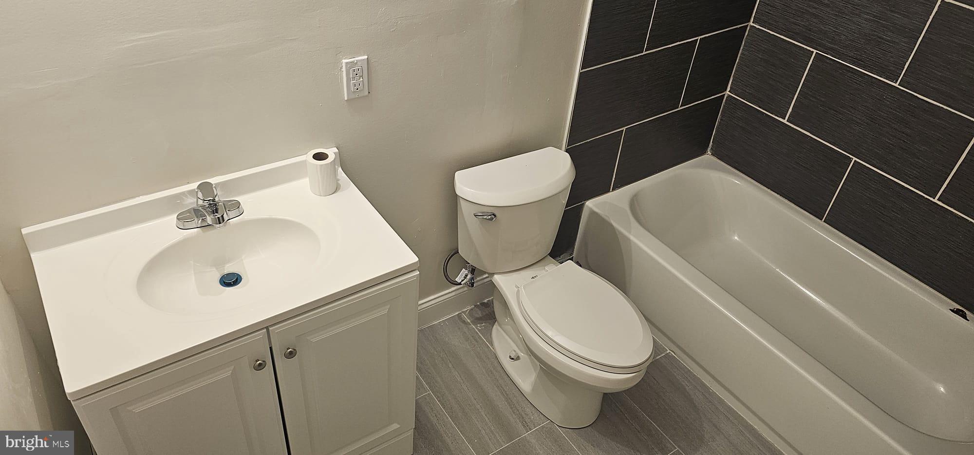 1556 Red Lion Road Bear, DE 19701 - Photo 14 of 29 Hallway Bathroom